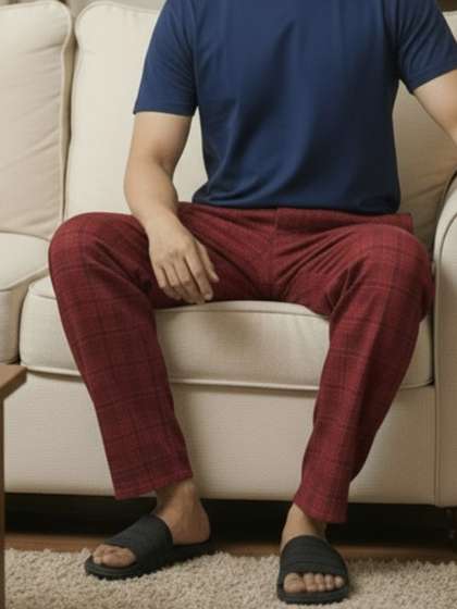 XYXX Men Super
                        Combed Cotton Checkmate Lounge Pants XYPYJM16