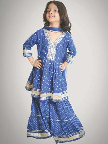Perkymoon Girls Ethnic
                      Motifs Printed Gotta Patti Pure Cotton Kurta with
                      Sharara & Dupatta