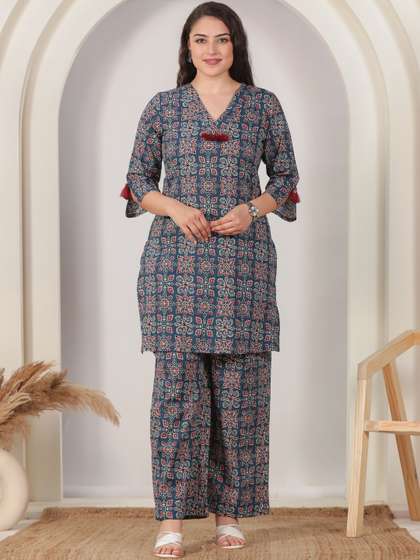 Aramya Women Ethnic
                        Motifs Printed Regular Pure Cotton Kurta with
                        Palazzos