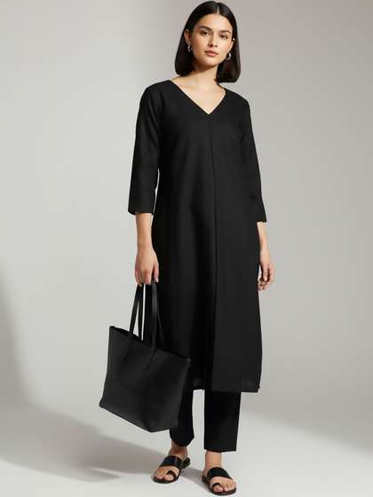 Varanga Women
                        Regular Kurta with Trousers