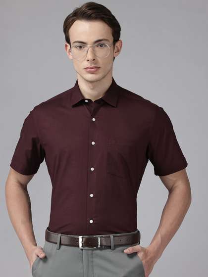 Arrow Cutaway Collar
                        Pure Cotton Regular Fit Formal Shirt