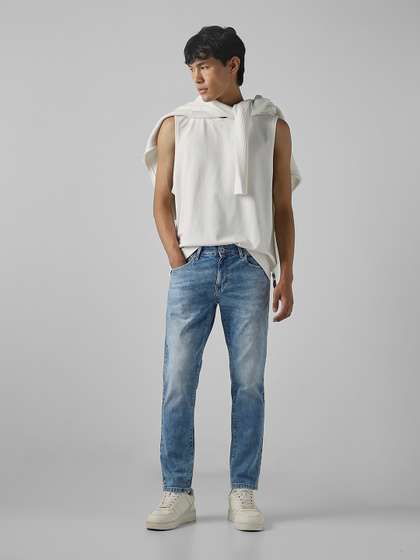 Mufti Men Skinny Fit
                        Mid-Rise Light Fade Stretchable Jeans