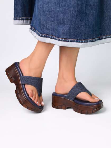 Monrow Textured PU
                        Wedge Mules