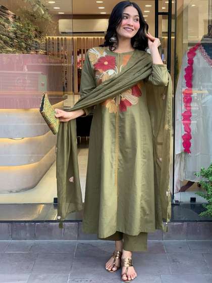DSS FASHION Women
                          Floral Embroidered Regular Thread Work Pure
                          Cotton Kurta with Trousers & With Dupatta