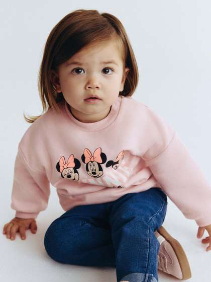 H&M Motif-Detail
                    Sweatshirt