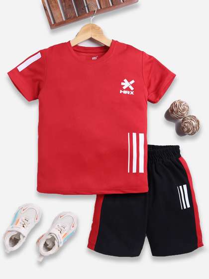 HRX by Hrithik Roshan
                      Boys Printed Rapid-Dry T-shirt with Shorts