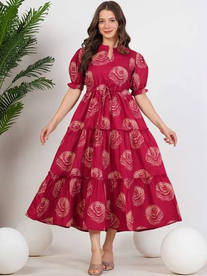 SAICHA Floral
                        Printed Pure Cotton Tiered Kurti