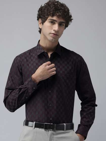 Arrow Pure Cotton
                        Manhattan Slim Fit Self-Design Formal Shirt