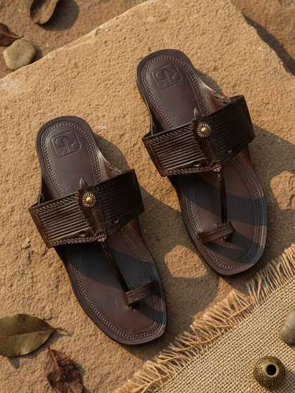 ROYAL KHWAAB Men
                      Ethnic Leather Comfort Sandals