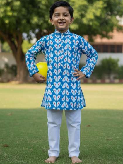 Baal Leela Boys Ethnic
                    Motifs Printed Regular Pure Cotton Kurta with
                    Pyjamas