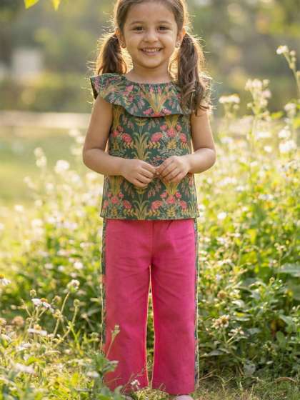Peekaaboo Kids Girls
                      Printed Pure Cotton Top with Trouser