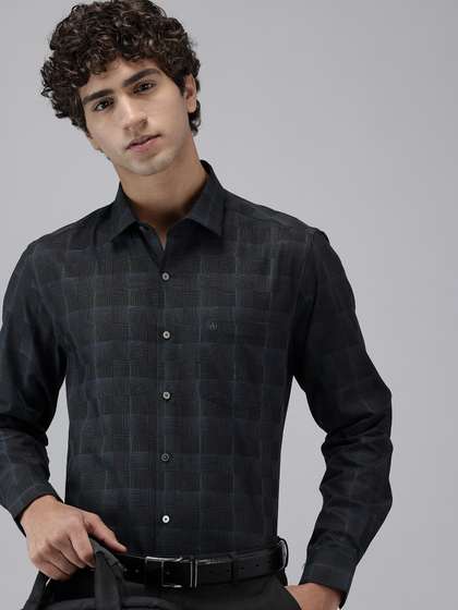 Arrow Manhattan Slim
                        Fit Checked Pure Cotton Formal Shirt