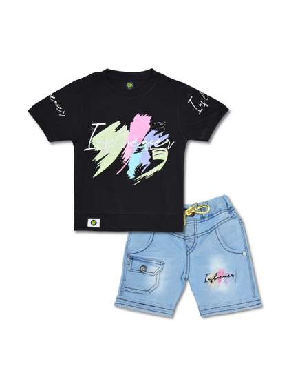 YK Boys Printed
                      T-shirt with Shorts