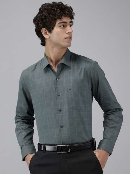 Arrow Manhattan Slim
                      Fit Checked Pure Cotton Formal Shirt