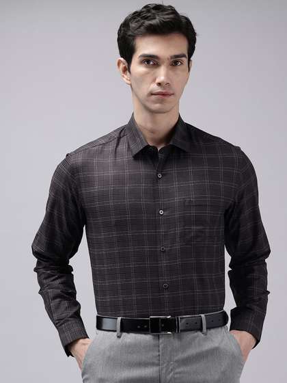 Arrow Manhattan Slim
                        Fit Checked Pure Cotton Formal Shirt