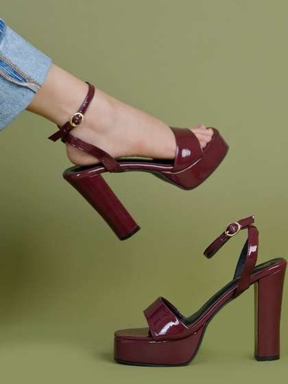 Stylestry Party
                        Block Sandals