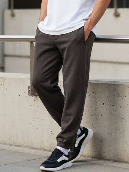 Bewakoof Men Grey
                        Oversized Joggers
