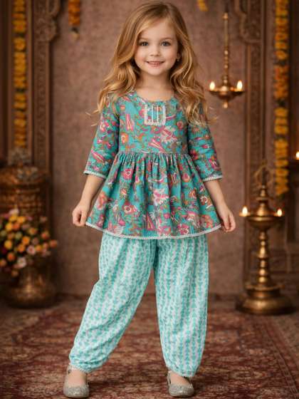 Arshia Fashions Girls
                    Floral Printed Empire Kurta with Patiala