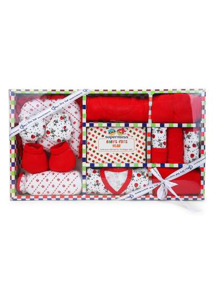 Superminis Infants
                    11-Pcs Printed Baby Apparel Gift Set