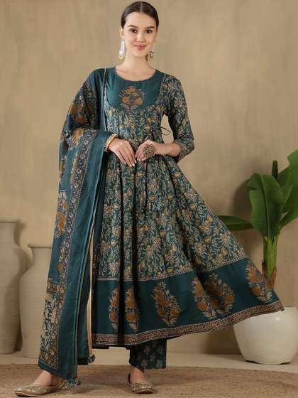 GUDWEARS Women
                          Floral Printed Panelled Pure Cotton Kurta with
                          Trousers & With Dupatta