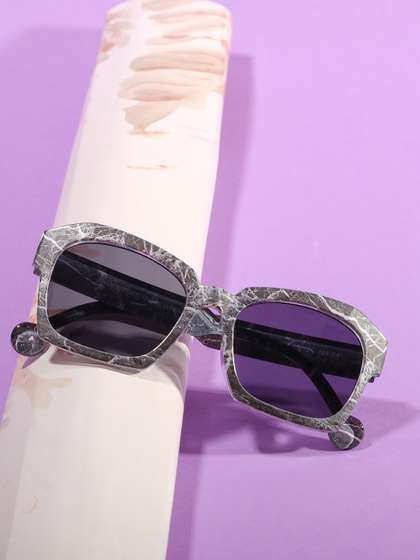 DukieKooky Unisex Kids
                    Black Lens & Black Square Sunglasses with