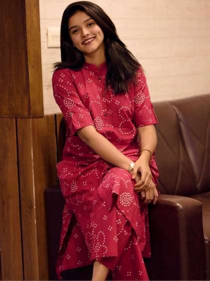 Klere Women Ethnic
                        Motifs Printed Regular Kurta with Trousers