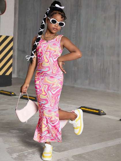 Sangria Girls Printed
                      Round Neck Bodycon Dress