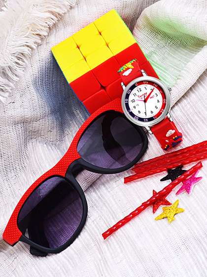 YK Kids Watch Gift Set
                    YK-WatchGiftSet-7-Red