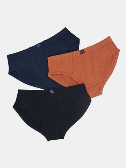Jockey Boys Pack of 3
                      Super Combed Cotton Brief with Ultrasoft Waistband
                      - 3035