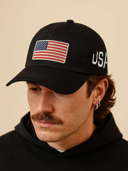 Leotude Men
                      Embroidered Baseball Cap