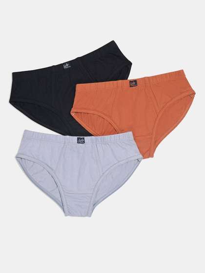 Jockey Boys Pack of 3
                    Super Combed Cotton Brief with Ultrasoft Waistband -
                    3035