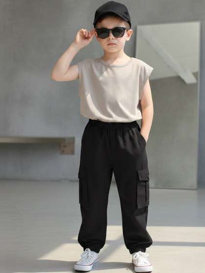 Cutiekins Boys Solid
                    Mid-Rise Regular-Fit Cargo Pants