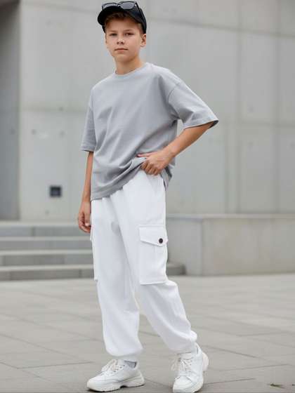 Cutiekins Boys Solid
                    Mid-Rise Regular-Fit Cargo Pants