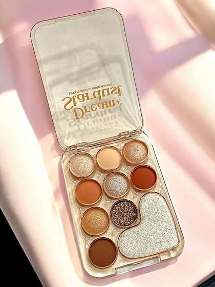 color strokes
                        Eyeshadow & Highlighter - 20 g - Dream
                        Stardust-B