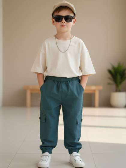 Cutiekins Boys Solid
                      Mid-Rise Regular-Fit Cargo Pants