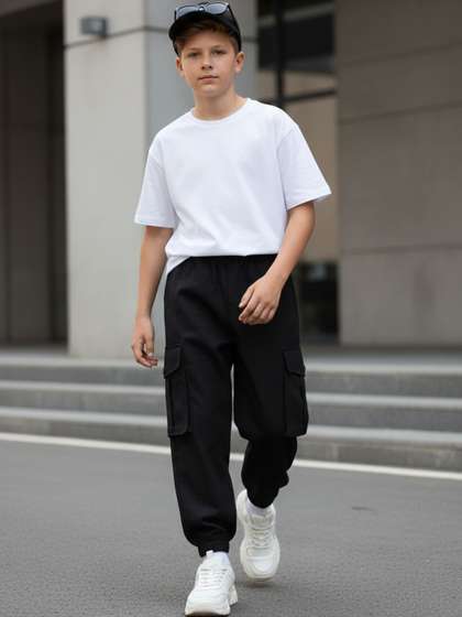 Cutiekins Boys Solid
                    Mid-Rise Regular-Fit Cargo Pants