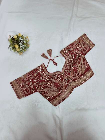 HERE&NOW
                          Embroidered Sweetheart Neck Saree Blouse