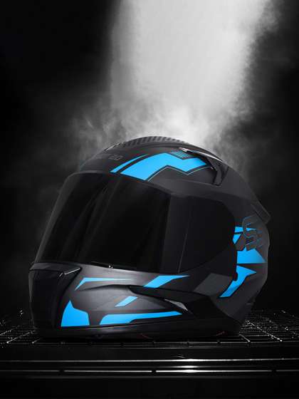 Steelbird Scratch
                      Resistant Full Face Helmet