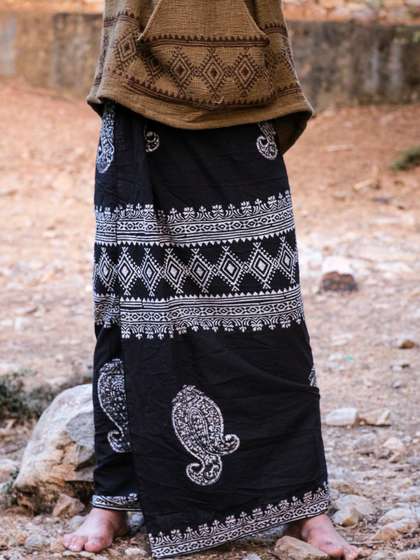 CRYSTAL HEAL Men
                        Printed Cotton Dhoti