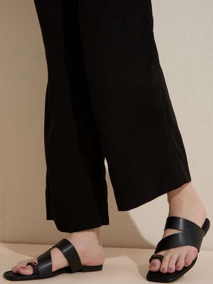Inc 5 Women
                          T-Strap Flats with Buckles