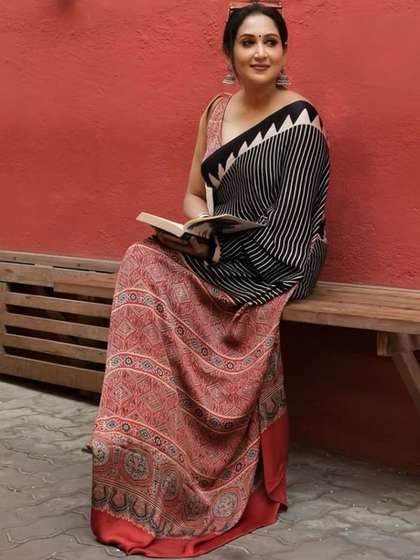 Urban Pallu Ethnic
                        Motifs Pure Crepe Block Print Saree