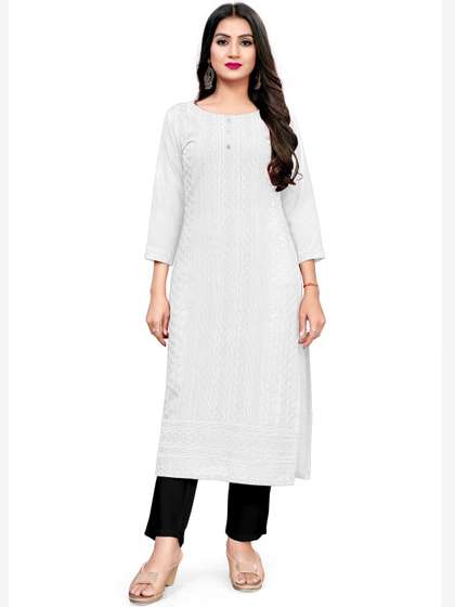Color Trends Women
                        Embroidered Chikankari Kurta