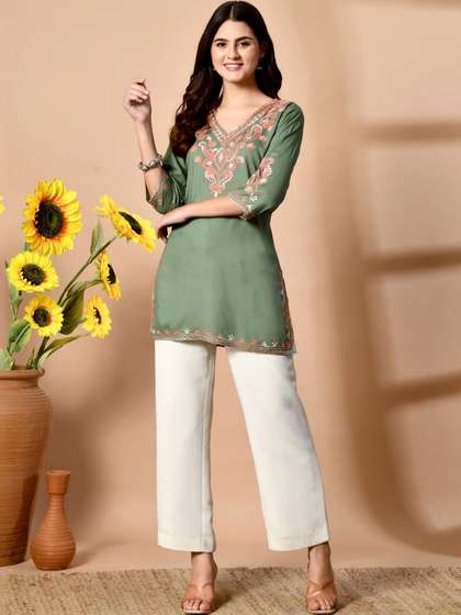 LIBOZA Embroidered
                        V-Neck Thread Work Thread Work Kurti
