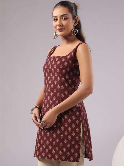 Rimeline Ethnic
                          Motifs Printed Square Neck Pure Cotton Kurti