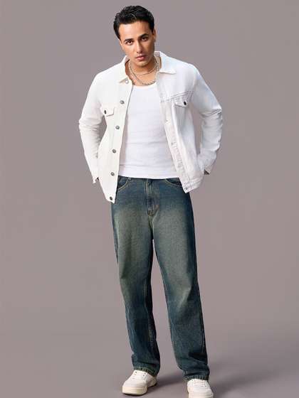 Urbano Fashion Men
                          Regular Fit Washed Full Sleeve Denim Jacket