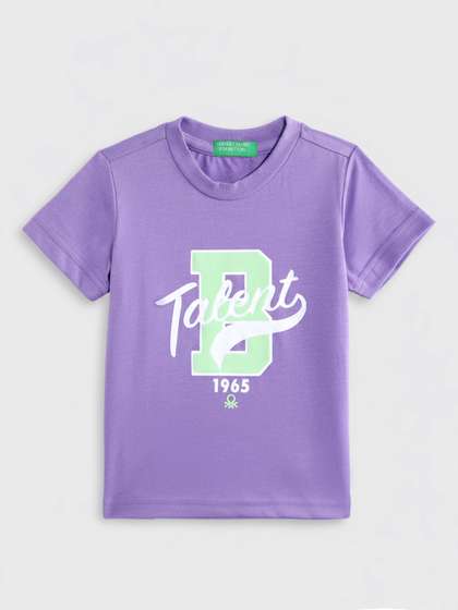 United Colors of
                    Benetton Boys Typography Printed Regular Fit
                    T-Shirt