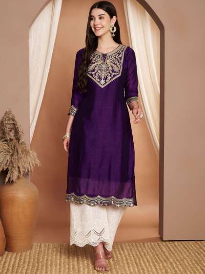rarethread Women
                        Embroidered Thread Work Grandeur & Majestic
                        Artwork Kurta