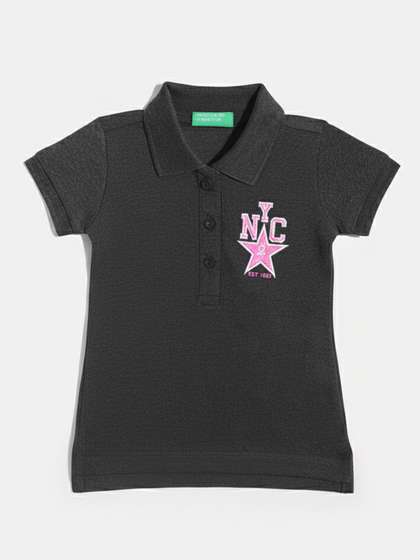 United Colors of
                    Benetton Girls Polo Collar Printed Regular Fit
                    T-Shirt
