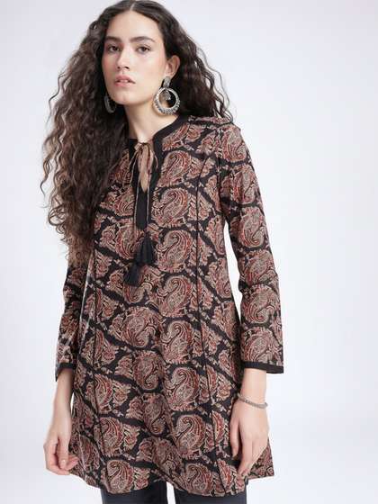 fusion by glitchez
                          Ethnic Motifs Printed Kurti