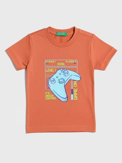 United Colors of
                      Benetton Boys Graphic Printed Regular Fit T-Shirt